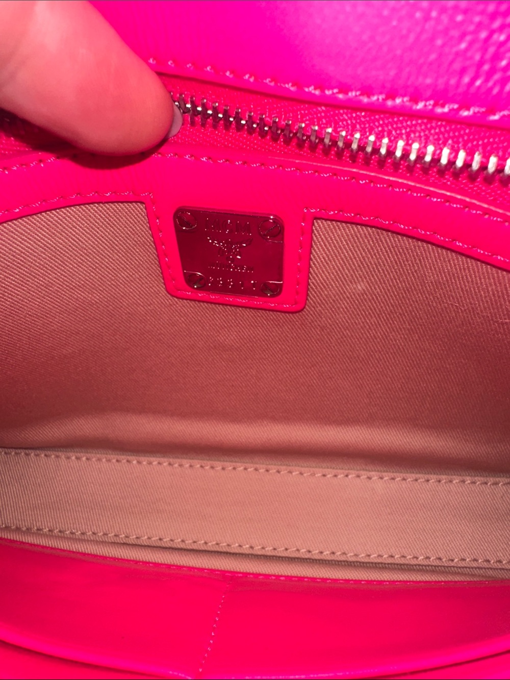 Never used Hot Pink MCM with silver chain - Picture 10 of 16